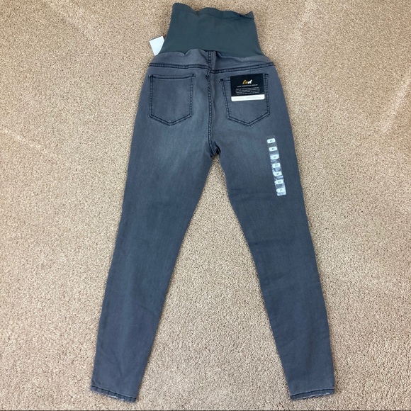 Luxe Essentials Denim Hannah Maternity Jean - Picture 14 of 16